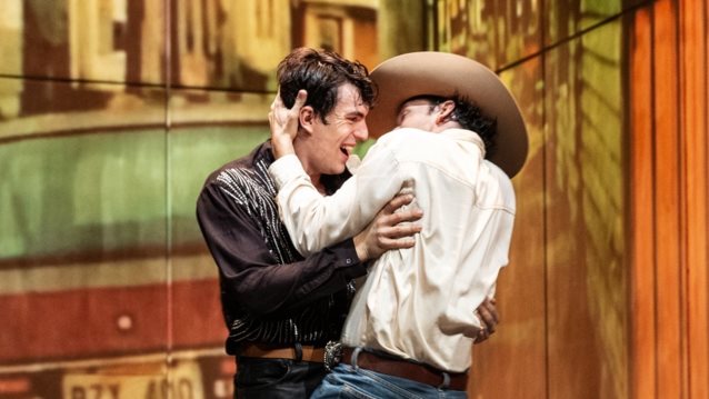 Aide-mémoire | H επιστροφή της Βίκυς Καγιά &amp; ο σάλος με το Brokeback Mountain