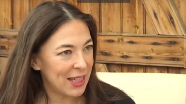 Αλίκη Κατσαβού: &quot;Καταλάβαινα ότι θα μεγάλωνα μόνη μου τον Φοίβο, απλώς δεν περίμενα ότι θα συνέβαινε τόσο νωρίς&quot;