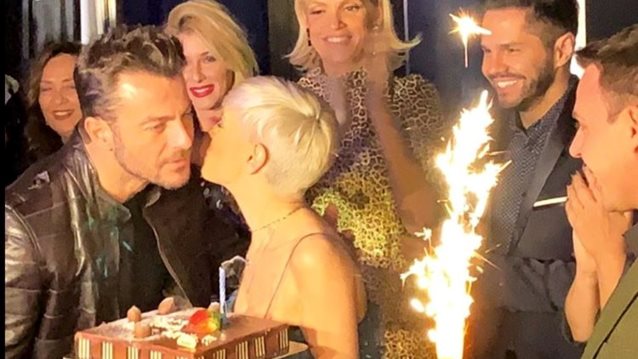 Γιώργος Αγγελόπουλος: Έγινε 38! Το πάρτι- έκπληξη για τα γενέθλιά του με τους διάσημους φίλους του