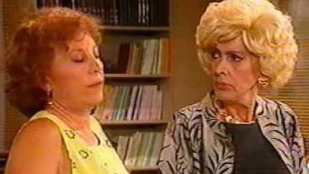 Η Χρυσούλα Διαβάτη συγκινεί μιλώντας για την Ντίνα Κώνστα – Πότε μίλησαν τελευταία φορά;