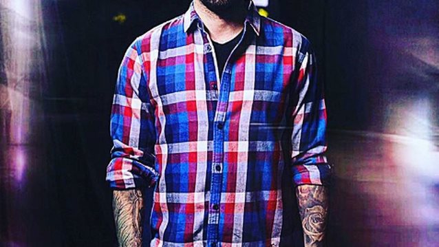 Θοδωρής Μαραντίνης: Φωτογραφίζεται με τον γιο του &amp; του εύχεται για τα γενέθλιά του