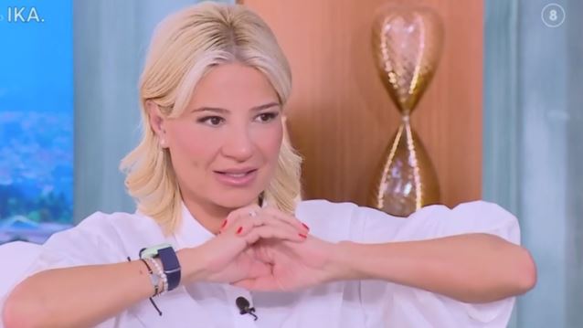 Αμηχανία για τη Φάιη Σκορδά on air: &quot;Μπερδεύτηκα; Τι είπα;&quot;