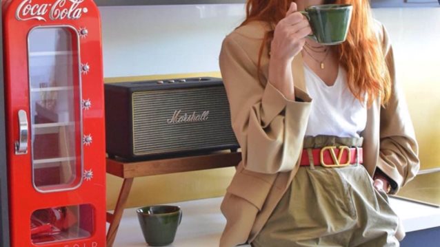 Έβελυν Καζαντζόγλου: Φωτογραφίες από το φωτεινό διαμέρισμά της στο κέντρο της Αθήνας
