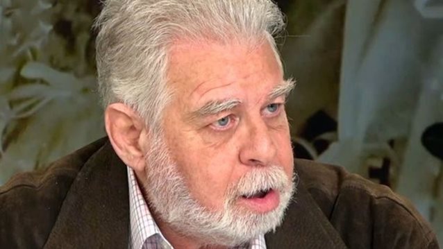 Τραγωδία στα Τέμπη | "Ούτε στα μάτια δεν μπορώ να κοιτάξω τις μανάδες αυτές;"