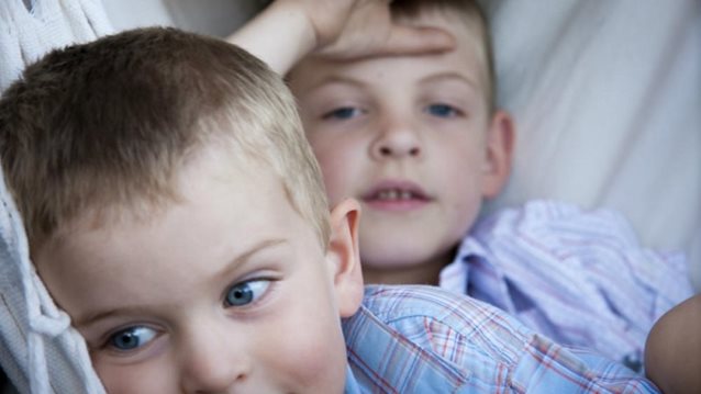 MamaPost by The Mamagers: «Το πιο ωραίο δώρα που μπορείς να κάνεις στο παιδί σου είναι να το αφήσεις ήσυχο»