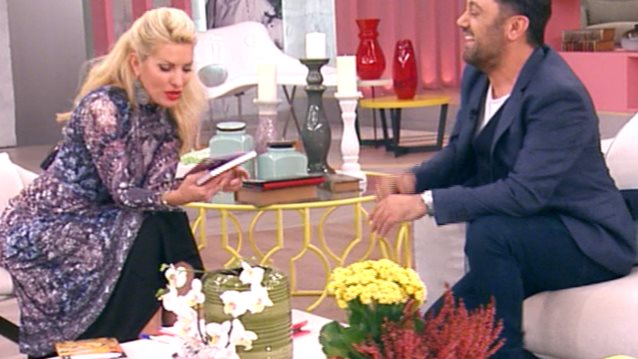 Ελένη Μενεγάκη - Γιώργος Θεοφάνους: Η απρόσμενη πρόταση on air: Video