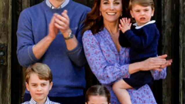 Kate Middleton &amp; Πρίγκιπας William: Χειροκροτούν μαζί με τα τρία τους παιδιά για το ιατρικό προσωπικό της Μ. Βρετανίας
