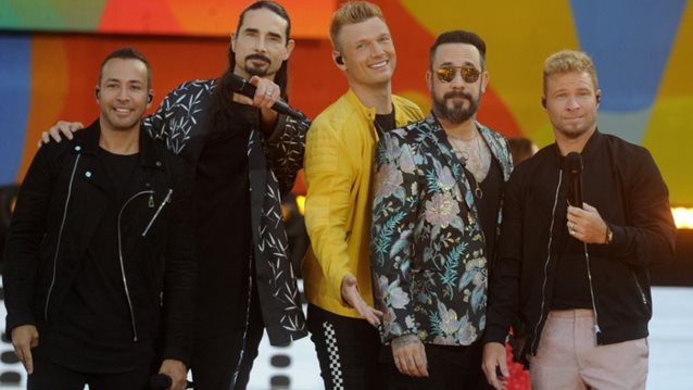 Backstreet Boys: Ενώνονται διαδικτυακά και τραγουδούν "I want it that way"