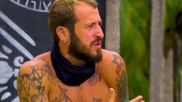 Αιχμηρά λόγια από τον Άγγελο για τον Μιχάλη πριν το αγώνισμα στο Survivor: "Θα ντρέπονται για 'σένα δικοί σου άνθρωποι"