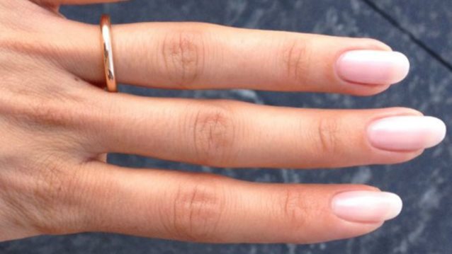 Clean Manicure : Η επόμενη μεγάλη τάση στα νύχια