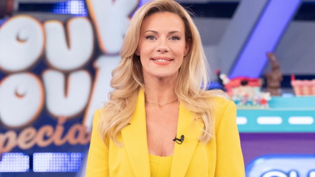 Ζέτα Μακρυπούλια | Έκανε το πιο κομψό χτένισμα με πλεξούδες που θα αντιγράψουμε όλες το καλοκαίρι