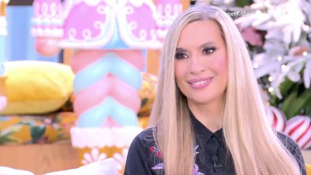 Βίκυ Βολιώτη: &quot;Ήταν πολύ αυτονόητη για μένα η υιοθεσία. Ίσως να φοβόμουν και την εγκυμοσύνη&quot;