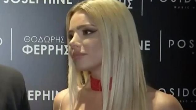 Η Josephine απάντησε για τη σχέση της με τον Νίνο