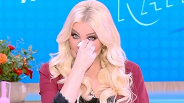 Συγκινήθηκε on air η Κατερίνα Καινούργιου: "Σου φαίνονται όλα τόσο μικρά και λίγα"