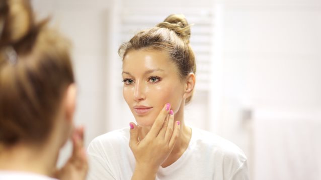 Αυτό είναι το σημείο του σώματος που &quot;δείχνει&quot; την ηλικία σου