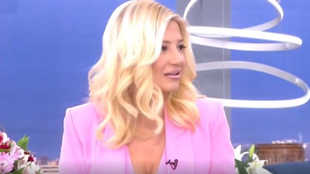 Η Φαίη Σκορδά έκλεισε το τηλέφωνο στον Σπύρο Δημητρίου: "Αν δεν θέλετε να συνεχίσετε, μην το κάνετε. Καλό σας μεσημέρι"