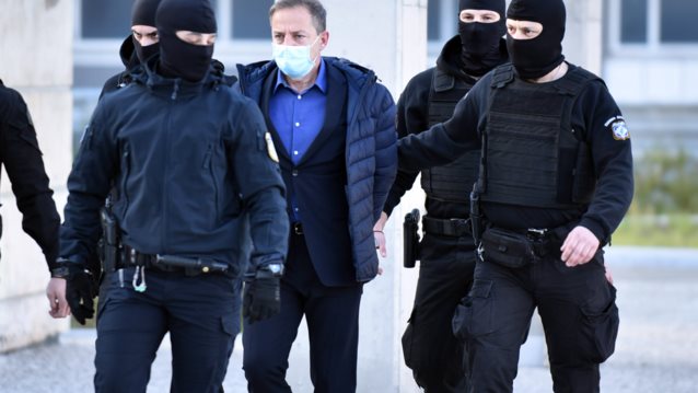 Για πρώτη φορά ο 27χρονος μάρτυρας που καταγγέλλει τον Δημήτρη Λιγνάδη μιλάει σε κάμερα