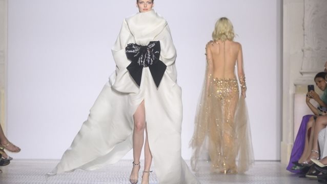 Η Celia Kritharioti παρουσίασε την Couture συλλογή της στο Παρίσι