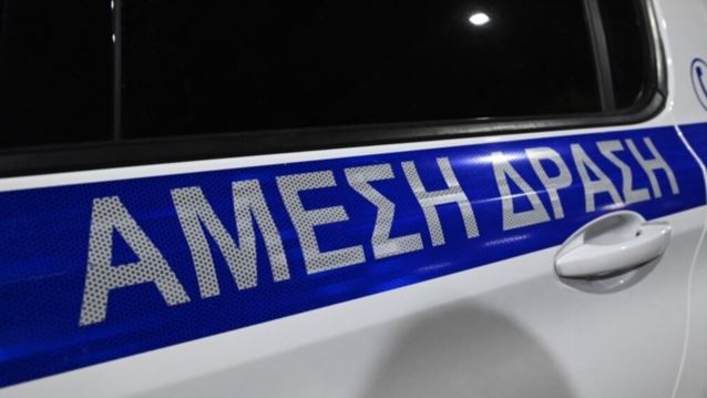 Χαλάνδρι: Συνελήφθη 16χρονος γιος βουλευτή του ΠΑΣΟΚ μετά από καταδίωξη - Ο συνοδηγός είχε κουζινομάχαιροv