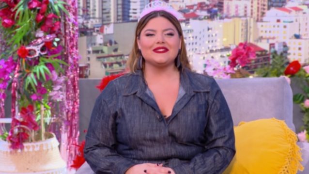 Δανάη Μπάρκα: &quot;Και τελικά απιστία τι είναι;&quot;