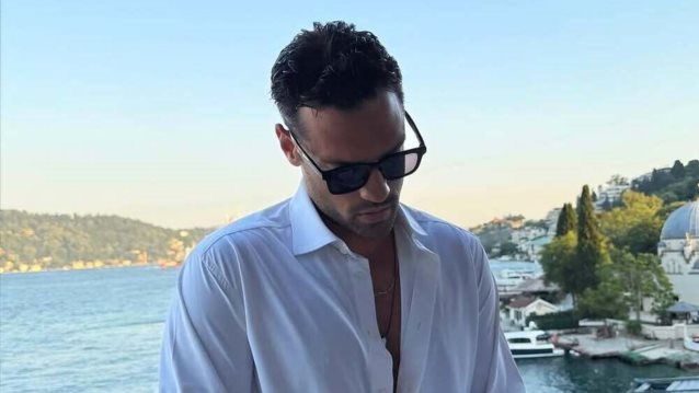 Ο Κωνσταντίνος Αργυρός "αποφορτίζεται" σε υπερπολυτελές θέρετρο - Το eye candy στιγμιότυπο στην πισίνα