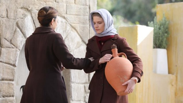 Δανάη Μιχαλάκη: Αποκαλύπτει το μέλλον της Δρόσως στις «Άγριες Μέλισσες»!