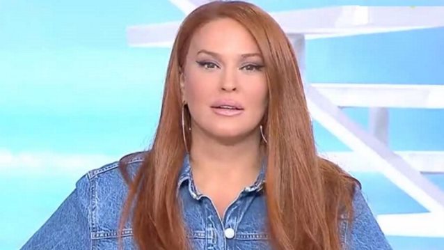 Σίσσυ Χρηστίδου: &quot;Ο γιος μου και οι φίλοι του με έδιωξαν - Δίκιο είχαν γι&#39; αυτό έφυγα&quot;