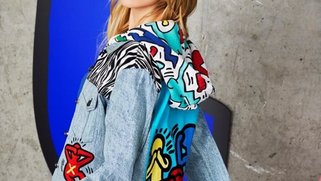 Keith Haring: Η iconic τέχνη του αποτυπώνεται για πρώτη φορά σε ρούχα
