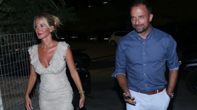 Ο Γιώργος Λιανός σε σπάνιο στιγμιότυπο με τη σύντροφό του, Κωνσταντίνα Καραλέξη