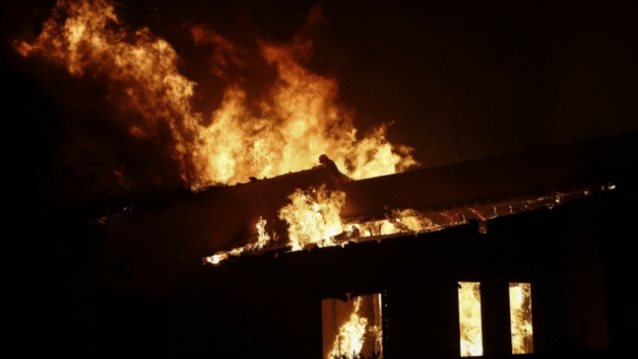 Πώς Μπορείς Να Βοηθήσεις Τους Πληγέντες: Βοηθάμε όλοι στη συγκέντρωση ειδών πρώτης ανάγκης