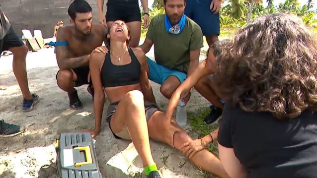 Survivor | Τραυματισμός για την Ασημίνα Χατζηανδρέου! Σοκαρισμένοι οι συμπαίκτες της
