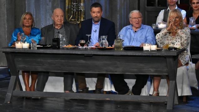 Ο ΣΚΑΪ τιμά τον Μίμη Πλέσσα, εκτάκτως, απόψε στις 21:00