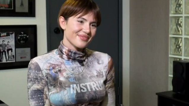 Η Έλενα Τσαγκρινού ετοιμάζεται για τη Eurovision