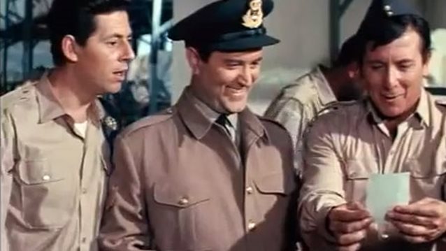 Γιάννης Βογιατζής: «Δεν έπρεπε να πεθάνει ο Κώστας Βουτσάς. Πιστεύω θα πάω να τον συναντήσω γρήγορα, να κάνουμε παρέα»