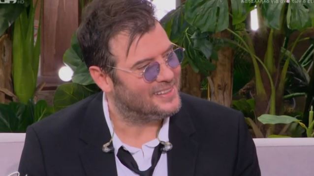 Λάμπης Λιβιεράτος | Ο πρώτος και πιο πιστός φαν της κόρης του - Δείτε την αντίδρασή του στην ερμηνεία της
