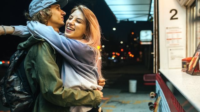 Τι έχουν να μας διδάξουν οι έφηβοι για τις σχέσεις, τα ραντεβού και το σεξ
: Όλα όσα μπορείς να ακολουθήσεις!