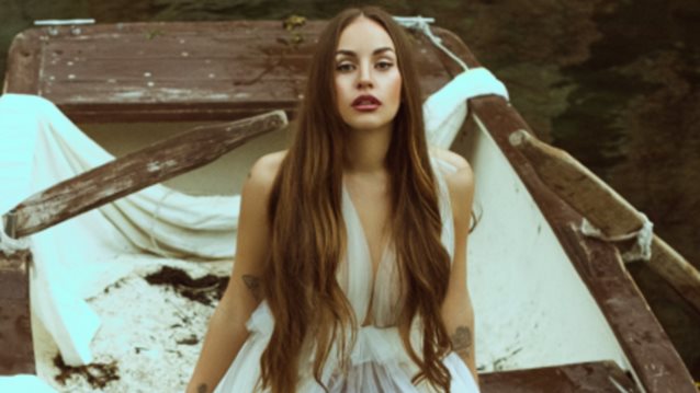 Ανδρομάχη | Αυτός ο σχεδιαστής θα την ντύσει στη Eurovision! Όλες οι λεπτομέρειες