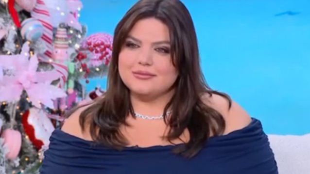 Δανάη Μπάρκα: &quot;Το 2024 φάνταζε ωραία, μετά δεν άνοιξε το αλεξίπτωτο&quot;