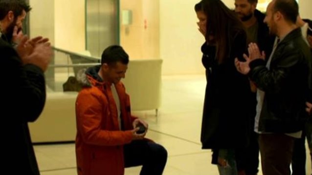 Survivor: Ο αποχαιρετισμός της Λάουρα Νάργες στον Μιχάλη Μουρούτσο &amp; η πρόταση γάμου του Γιάννη Τσίλλη