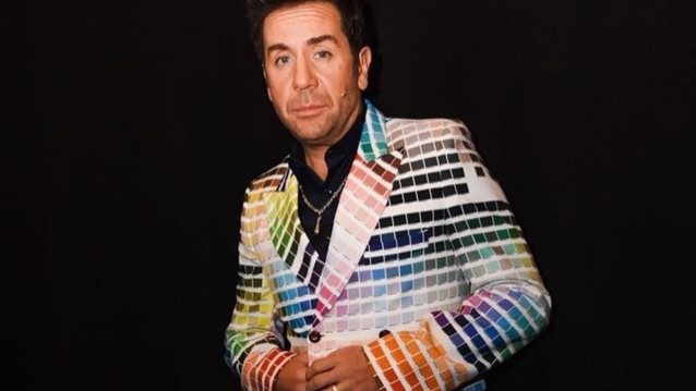 Γιώργος Μαζωνάκης : Όλοι μιλούν για το look του στο Your Face Sounds Familiar
