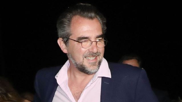 Τι ακριβώς κάνει ο Νικόλαος Ντε Γκρες στο Λονδίνο | Η κοινή αγάπη με τη Χρυσή Βαρδινογιάννη και η στήριξη από τη Nina Flohr και τον Φίλιππο