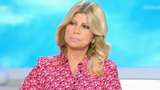 Η Ζήνα Κουτσελίνη έβγαλε ζωντανά στις &quot;Αλήθειες&quot; τη μάνα της Ρούλας Πισπρίγκου - Η ερώτηση του Κατερινόπουλου που την &quot;έσπασε&quot;