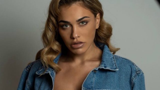 Κόνι Μεταξά : Δημοσίευσε φωτογραφία με τον αγαπημένο της για πρώτη φορά