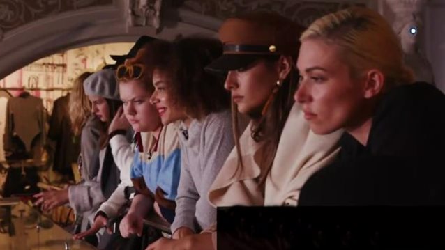 Next Top Model: Ποια κατηγορεί την Ειρήνη Στεργιανού πως «έκλεψε» στη δοκιμασία; Πώς αντιδρά η Εύη &amp; τη στάση κρατά η Μικαέλα χωρίς τη Μέγκι στο σπίτι;