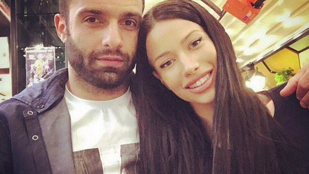 Γιώργος Τζαβέλλας - Αθηνά Πικράκη: Έγιναν γονείς! Η πρώτη φωτογραφία του γιου τους