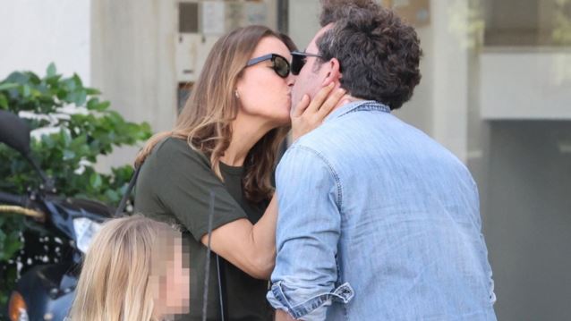 Βίκυ Καγιά: "Είμαι και υστερική, αν χρειαστεί - Ο Ηλίας όλο ταξιδεύει και όλο λείπει ουσιαστικά"