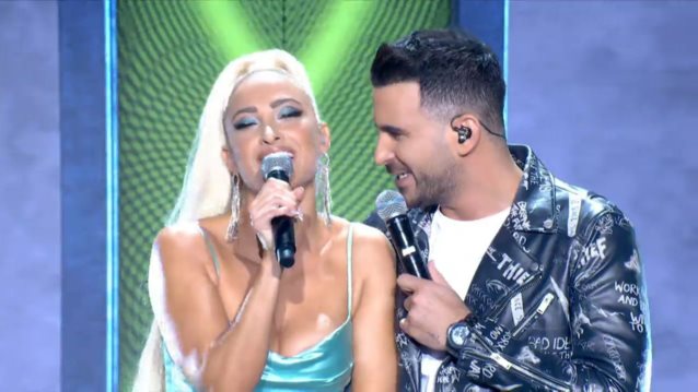 J2US | Το απιθανο τρολ σχολιο της Ιωαννας Τουνη για την εικονα της