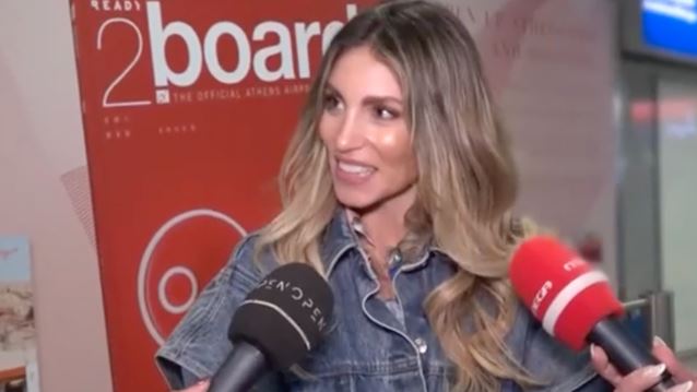 Η απάντηση της Αθηνάς Οικονομάκου για την ανταλλαγή των εξωδίκων με τον πρώην σύζυγό της