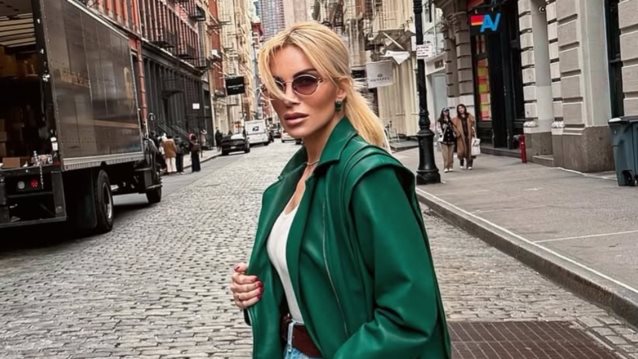 Η Κατερίνα Καινούργιου με το φόρεμα που κολακεύει τέλεια τη σιλουέτα | Κοστίζει 30 ευρώ