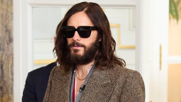 Hollywood Report | Ο πάντα εκκεντρικός Jared Leto &amp; η &quot;ξεχασμένη&quot; Pamela Anderson